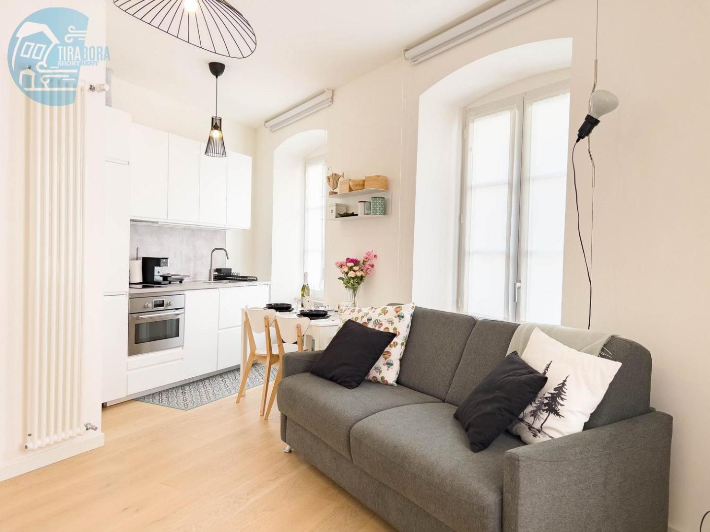 Ferienwohnung Corridoni 2B Tirabora Short Rent Triest Exterior foto