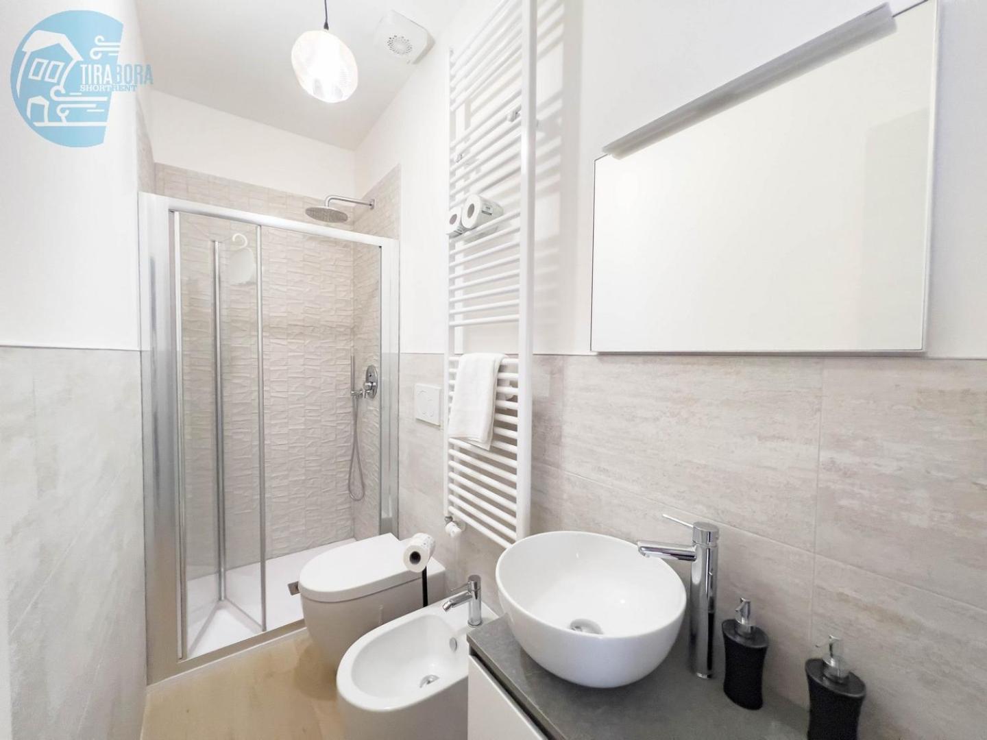 Ferienwohnung Corridoni 2B Tirabora Short Rent Triest Exterior foto