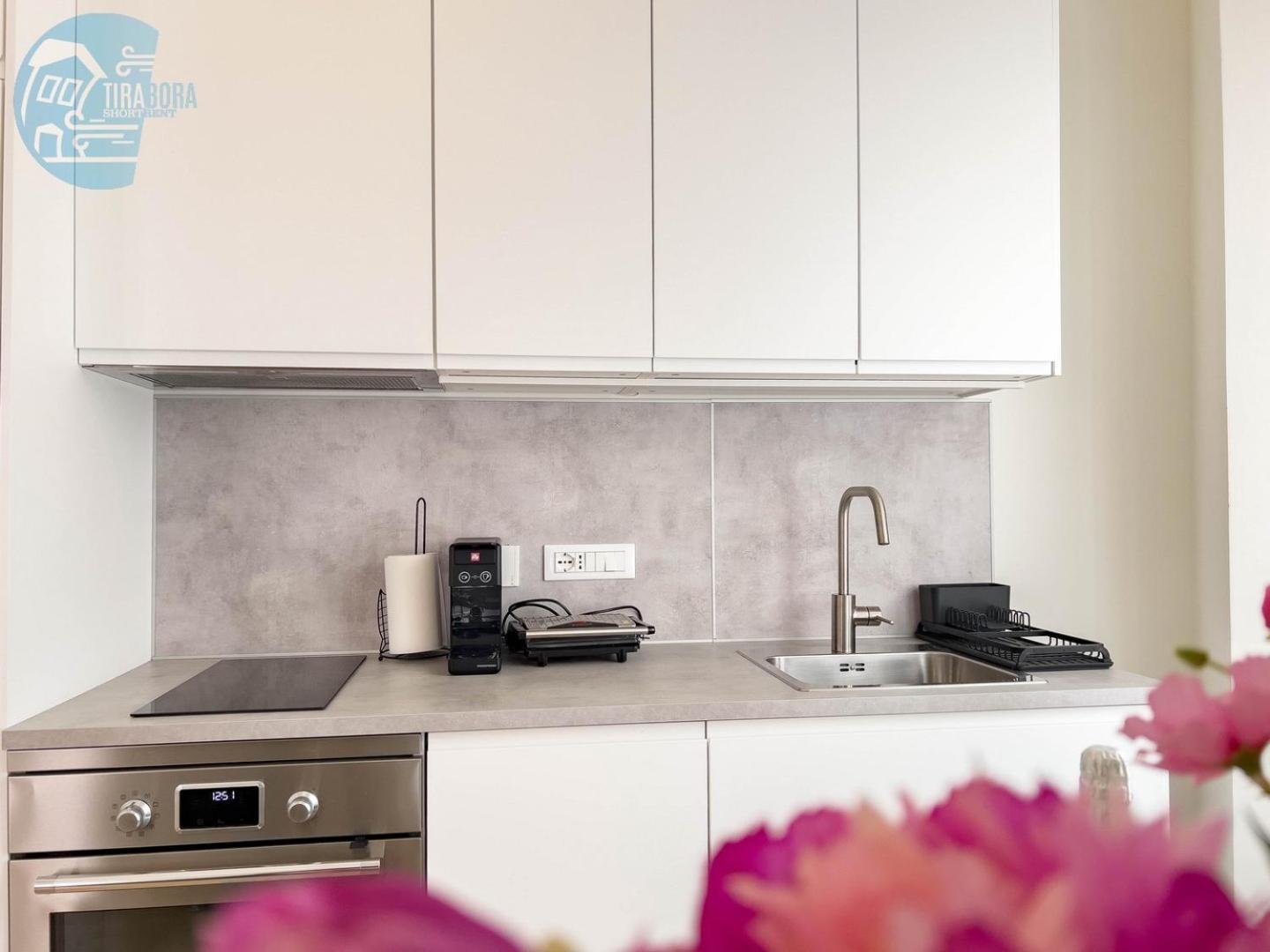 Ferienwohnung Corridoni 2B Tirabora Short Rent Triest Exterior foto